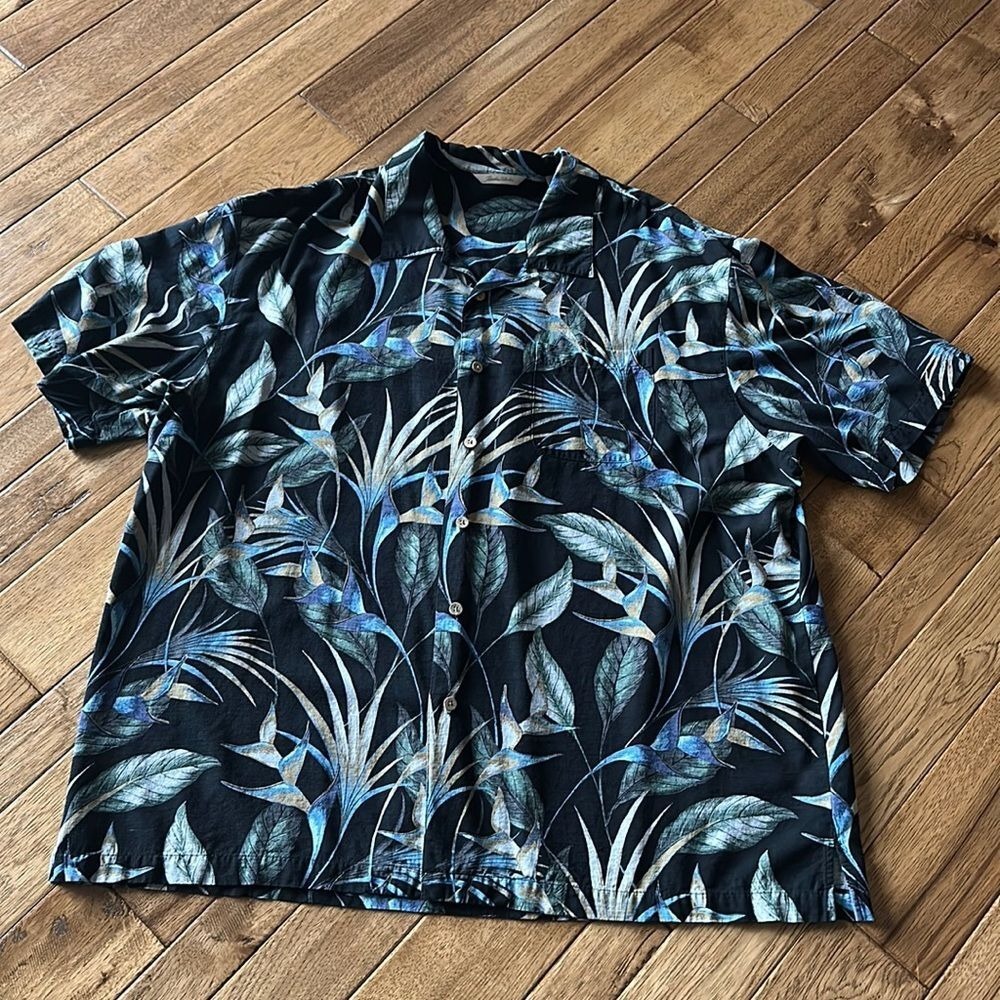 Paradise Collection Mens XXL Shirt Black Silk Tropical Bird of Paradise Hawaiian